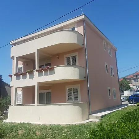 Luxury Providenca Apartman